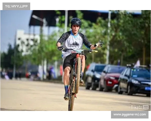 张佑伦以精准走线夺冠,华南两轮赛4X土坡竞速现战术对决 张佑伦以精准走线夺冠,华南两轮赛4X土坡竞速现战术对决