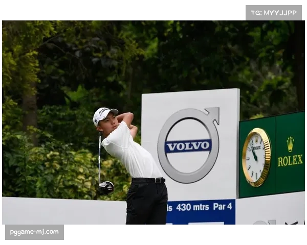 沃尔沃中国公开赛运营团队进行最后阶段准备工作