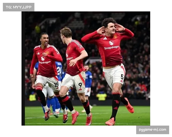 曼联客场1-0切尔西取关键三分，库尼亚制胜球助红魔稳居欧冠区